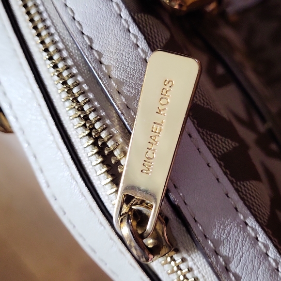 Michael Kors Bedford Legacy - Picture 5 of 12